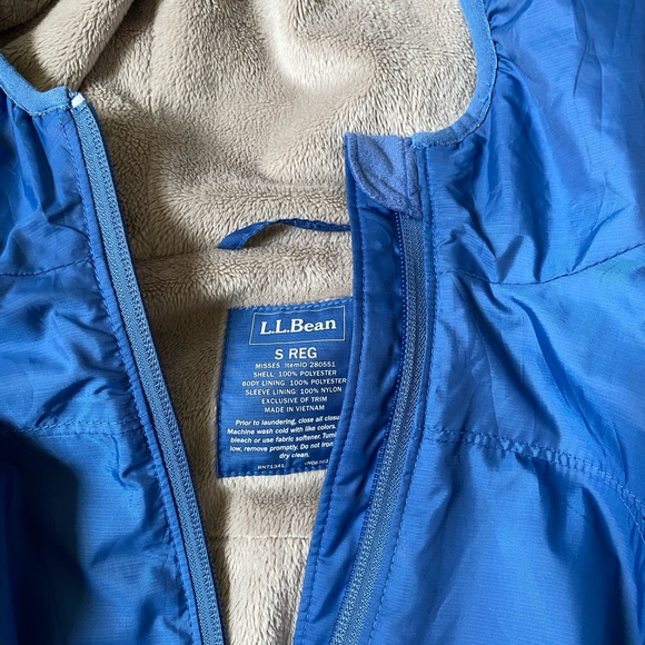 LL Bean Women’s Fleece lined jacket size small blue - Picture 2 of 4